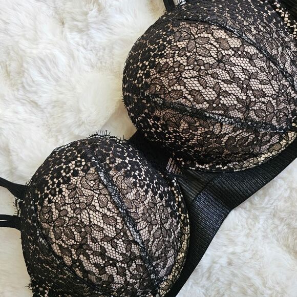 Victoria's Secret Black and Cream Lace Bra - Picture 2 of 6